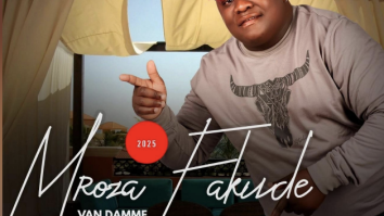 Mroza Fakude – Ayaphi Amaphoyisa